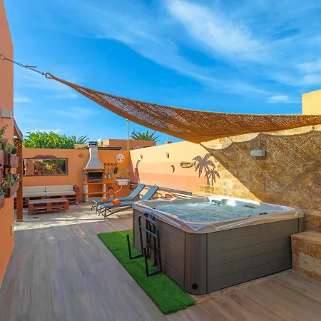 Jacuzzi & Barbecue Villa La Oliva