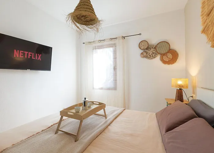 ヴィラ Jacuzzi & Barbecue ラ・オリーバ