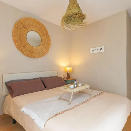 Jacuzzi & Barbecue לה אוליבה