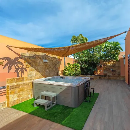 Jacuzzi & Barbecue לה אוליבה