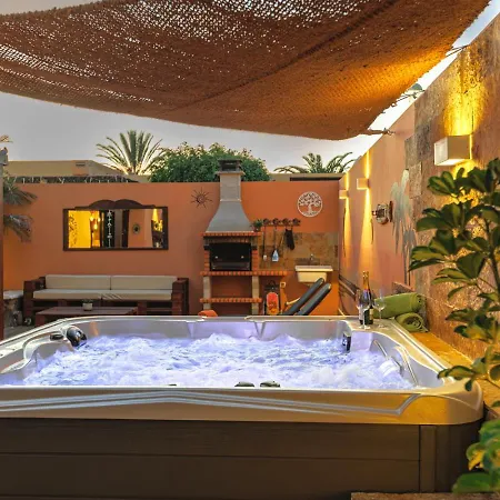 וילה Jacuzzi & Barbecue לה אוליבה