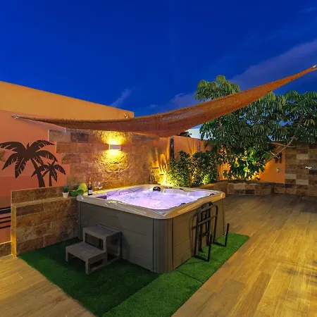 Jacuzzi & Barbecue * לה אוליבה