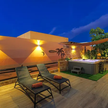 Jacuzzi & Barbecue וילה *