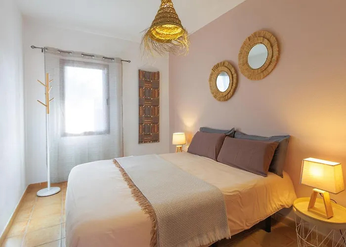 Jacuzzi & Barbecue וילה לה אוליבה