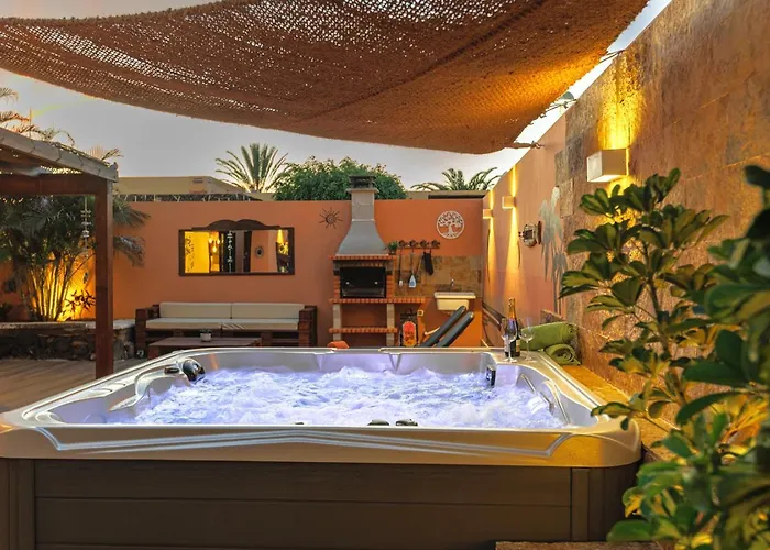 וילה Jacuzzi & Barbecue לה אוליבה