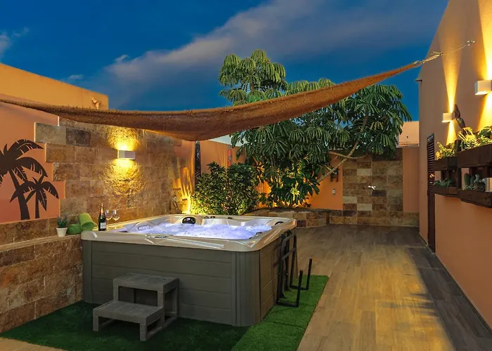 Jacuzzi & Barbecue וילה