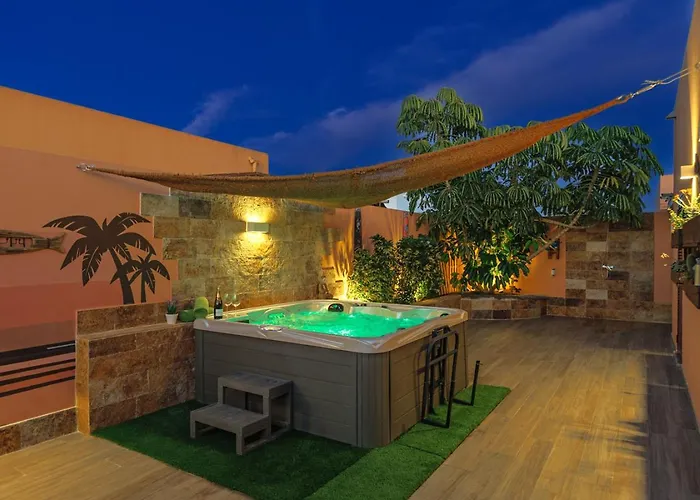 Jacuzzi & Barbecue וילה *