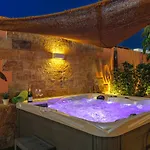 Jacuzzi & Barbecue Βίλα