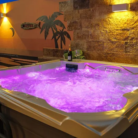 Jacuzzi & Barbecue Вилла *